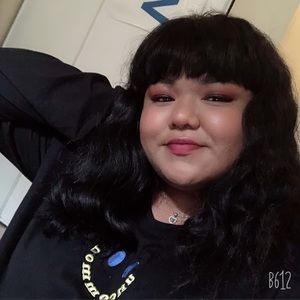 Meet your Posher, Nina